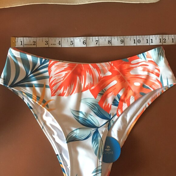 CUPSHE  Hanna Tropical Crisscross Tie Back Bikini NEW WITH TAGS! - Picture 14 of 14